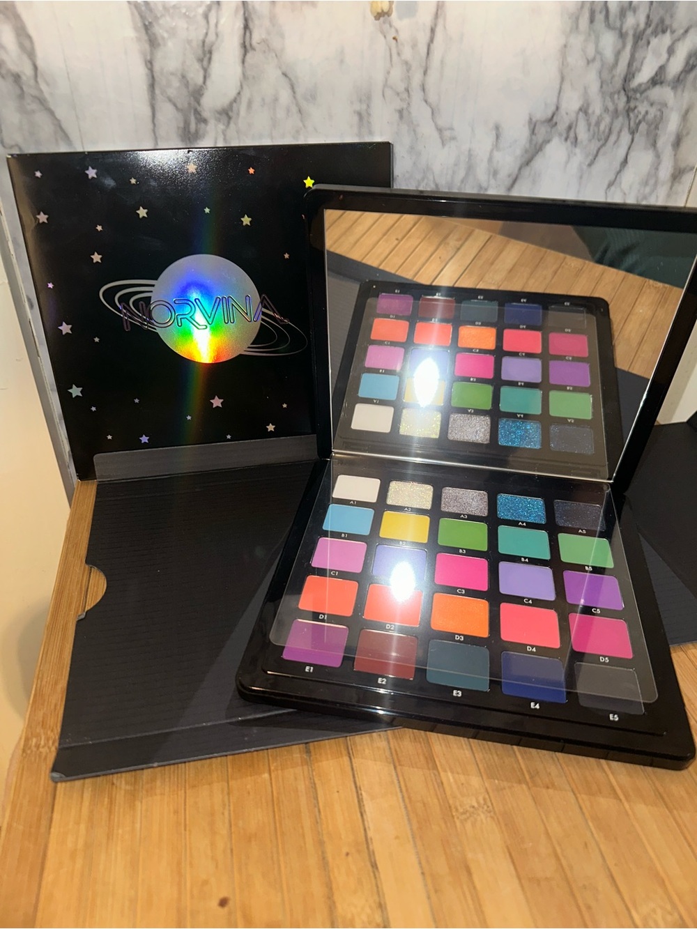 Anastasia Beverly Hills Norvina Pro Pigment Palette Volume 6 Space Rainbow Holo